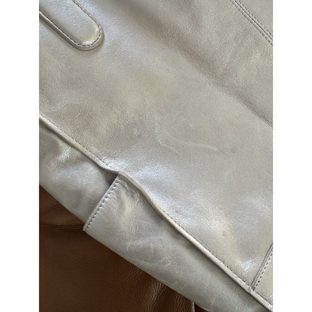 Hobo The Original Handbag Finley Large Pearl Gray Leather Shoulder Handbag - Picture 5 of 13